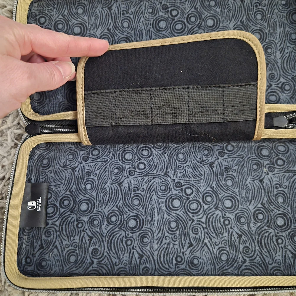 Nintendo Switch Legend of Zelda Hard Travel Case